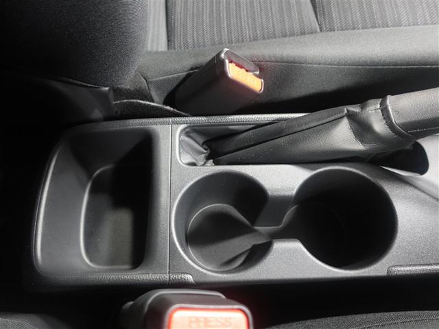 ヤリス Ｚ　メモリーナビ　ＤＶＤ再生　ミュージックプレイヤー接続可　バックカメラ　衝突被害軽減システム　ＥＴＣ　ドラレコ　ＬＥＤヘッドランプ　記録簿（28枚目）