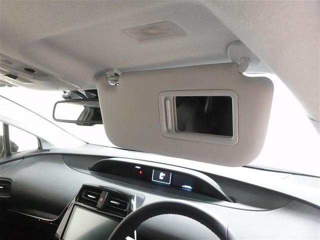 プリウス Ｓセーフティプラス　フルセグ　メモリーナビ　ＤＶＤ再生　ミュージックプレイヤー接続可　バックカメラ　衝突被害軽減システム　ＥＴＣ　ドラレコ　ＬＥＤヘッドランプ　ワンオーナー　記録簿（24枚目）