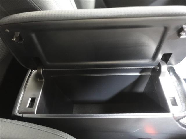 プリウス Ｓセーフティプラス　フルセグ　メモリーナビ　ＤＶＤ再生　ミュージックプレイヤー接続可　バックカメラ　衝突被害軽減システム　ＥＴＣ　ドラレコ　ＬＥＤヘッドランプ　ワンオーナー　記録簿（27枚目）