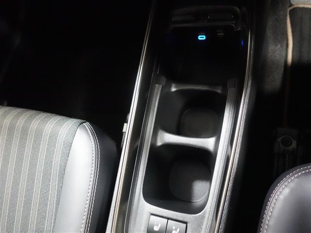 アクア Ｚ　ミュージックプレイヤー接続可　バックカメラ　衝突被害軽減システム　ＥＴＣ　ドラレコ　ＬＥＤヘッドランプ　ワンオーナー　記録簿（28枚目）