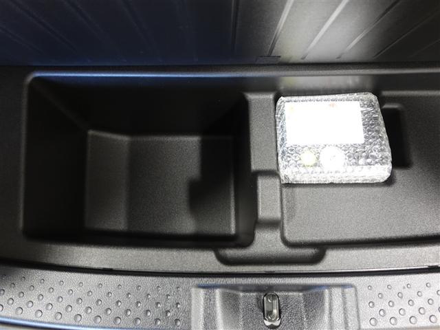 シエンタ Ｇ　クエロ　フルセグ　メモリーナビ　ＤＶＤ再生　ミュージックプレイヤー接続可　バックカメラ　衝突被害軽減システム　ＥＴＣ　ドラレコ　両側電動スライド　ＬＥＤヘッドランプ　乗車定員７人　３列シート　ワンオーナー（23枚目）