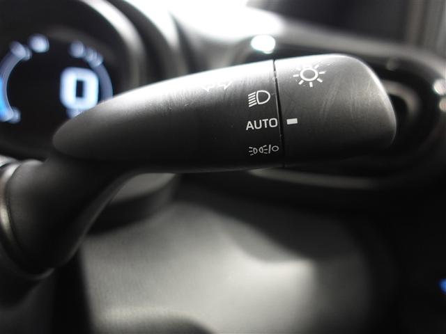 ヤリス ハイブリッドＧ　メモリーナビ　ミュージックプレイヤー接続可　バックカメラ　衝突被害軽減システム　ＥＴＣ　ドラレコ　ＬＥＤヘッドランプ　記録簿（24枚目）