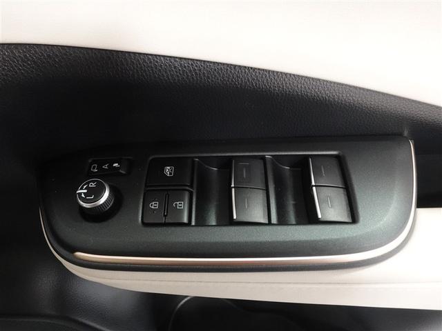 クラウンクロスオーバー Ｇアドバンスド・レザーパッケージ　革シート　４ＷＤ　フルセグ　ミュージックプレイヤー接続可　バックカメラ　衝突被害軽減システム　ＥＴＣ　ドラレコ　ＬＥＤヘッドランプ　ワンオーナー　記録簿（14枚目）