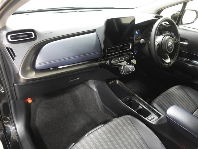 アクア Ｚ　フルセグ　ミュージックプレイヤー接続可　バックカメラ　衝突被害軽減システム　ＥＴＣ　ドラレコ　ＬＥＤヘッドランプ　ワンオーナー　記録簿（9枚目）