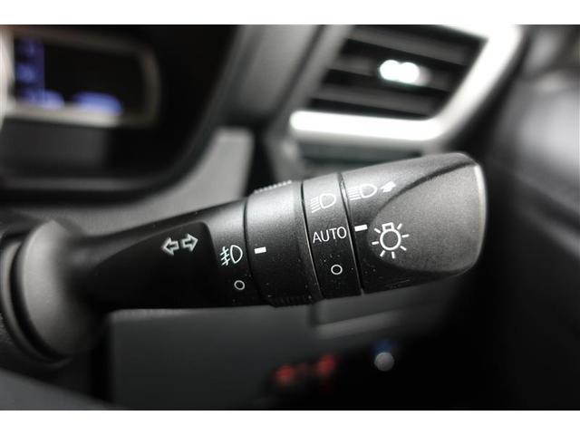オートライト付！車外の明るさに応じて自動でヘッドライトを点灯・消灯します！ 26