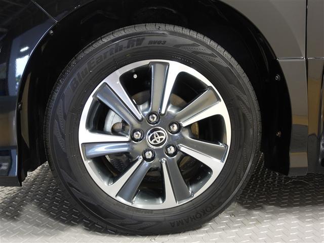 ノア Ｓｉ　ダブルバイビーＩＩＩ　フルセグ　メモリーナビ　ＤＶＤ再生　ミュージックプレイヤー接続可　バックカメラ　衝突被害軽減システム　ＥＴＣ　ドラレコ　両側電動スライド　ＬＥＤヘッドランプ　ウオークスルー　乗車定員７人　３列シート（9枚目）