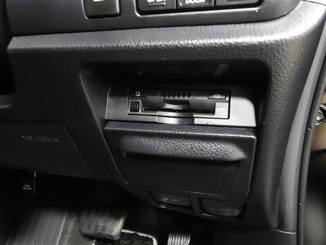 ノア Ｓｉ　ダブルバイビーＩＩＩ　フルセグ　メモリーナビ　ＤＶＤ再生　ミュージックプレイヤー接続可　バックカメラ　衝突被害軽減システム　ＥＴＣ　ドラレコ　両側電動スライド　ＬＥＤヘッドランプ　ウオークスルー　乗車定員７人　３列シート（24枚目）