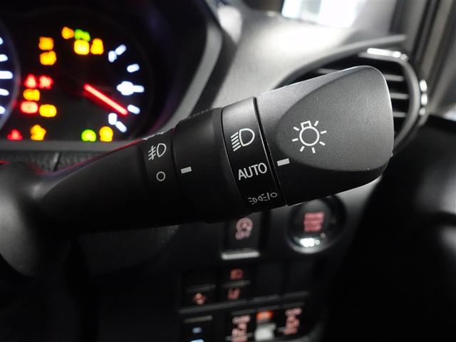 ノア Ｓｉ　ダブルバイビーＩＩＩ　フルセグ　メモリーナビ　ＤＶＤ再生　ミュージックプレイヤー接続可　バックカメラ　衝突被害軽減システム　ＥＴＣ　ドラレコ　両側電動スライド　ＬＥＤヘッドランプ　ウオークスルー　乗車定員７人　３列シート（27枚目）