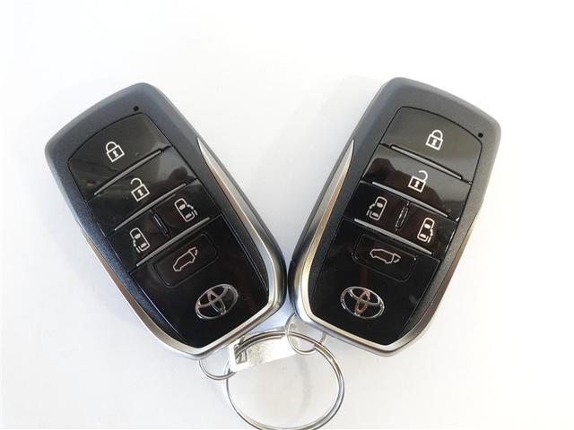 ヴェルファイアハイブリッド Ｚ　プレミア　革シート　サンルーフ　フルセグ　メモリーナビ　ミュージックプレイヤー接続可　後席モニター　バックカメラ　衝突被害軽減システム　ＥＴＣ　ドラレコ　両側電動スライド　ＬＥＤヘッドランプ　乗車定員７人（18枚目）