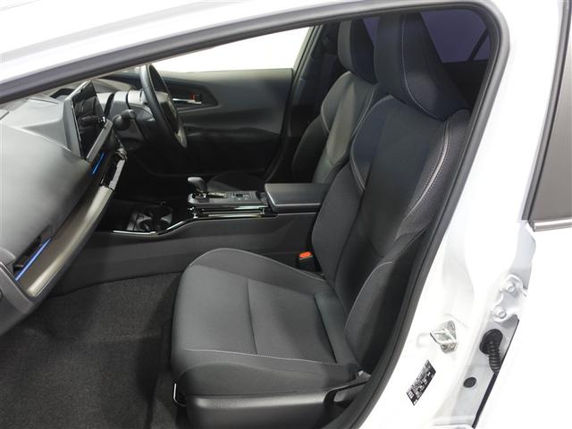 プリウス Ｇ　フルセグ　ミュージックプレイヤー接続可　バックカメラ　衝突被害軽減システム　ＥＴＣ　ドラレコ　ＬＥＤヘッドランプ　ワンオーナー　記録簿（6枚目）