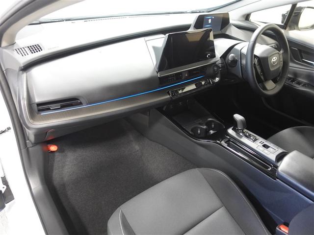 プリウス Ｇ　フルセグ　ミュージックプレイヤー接続可　バックカメラ　衝突被害軽減システム　ＥＴＣ　ドラレコ　ＬＥＤヘッドランプ　ワンオーナー　記録簿（9枚目）