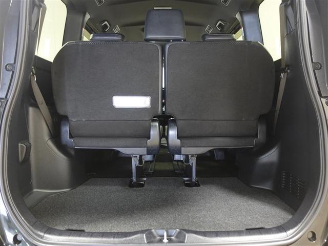 ヴォクシー ＺＳ　煌ＩＩＩ　フルセグ　メモリーナビ　ＤＶＤ再生　ミュージックプレイヤー接続可　後席モニター　バックカメラ　衝突被害軽減システム　ＥＴＣ　ドラレコ　両側電動スライド　ＬＥＤヘッドランプ　ウオークスルー　乗車定員７人（21枚目）