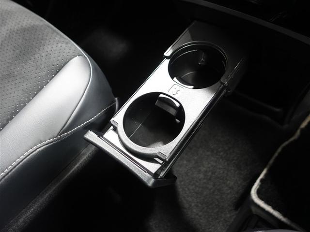 ヴォクシー ＺＳ　煌ＩＩＩ　フルセグ　メモリーナビ　ＤＶＤ再生　ミュージックプレイヤー接続可　後席モニター　バックカメラ　衝突被害軽減システム　ＥＴＣ　ドラレコ　両側電動スライド　ＬＥＤヘッドランプ　ウオークスルー　乗車定員７人（29枚目）