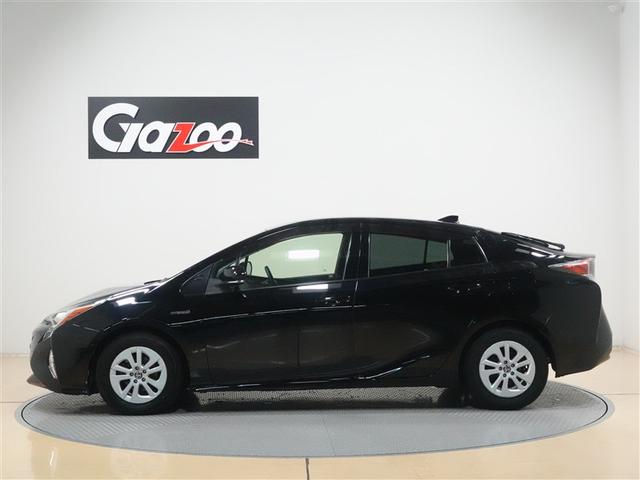 プリウス Sセーフティプラス フルセグ メモリーナビ DVD再生 ミュージックプレイヤー接続可 バックカメラ 衝突被害軽減システム ETC LEDヘッドランプ ワンオーナー 記録簿(3枚目)