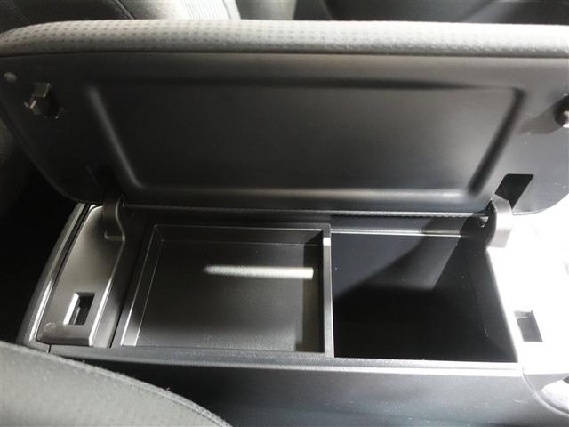 プリウス Sセーフティプラス フルセグ メモリーナビ DVD再生 ミュージックプレイヤー接続可 バックカメラ 衝突被害軽減システム ETC LEDヘッドランプ ワンオーナー 記録簿(28枚目)