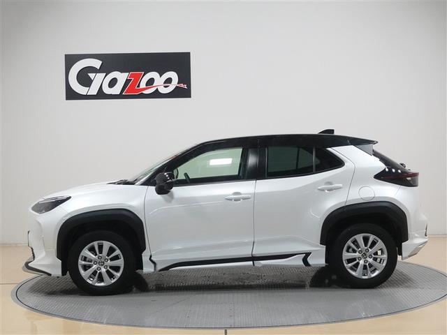 ヤリスクロス ハイブリッドＧ　フルセグ　メモリーナビ　ＤＶＤ再生　ミュージックプレイヤー接続可　バックカメラ　衝突被害軽減システム　ドラレコ　ＬＥＤヘッドランプ　ワンオーナー　フルエアロ　記録簿（3枚目）