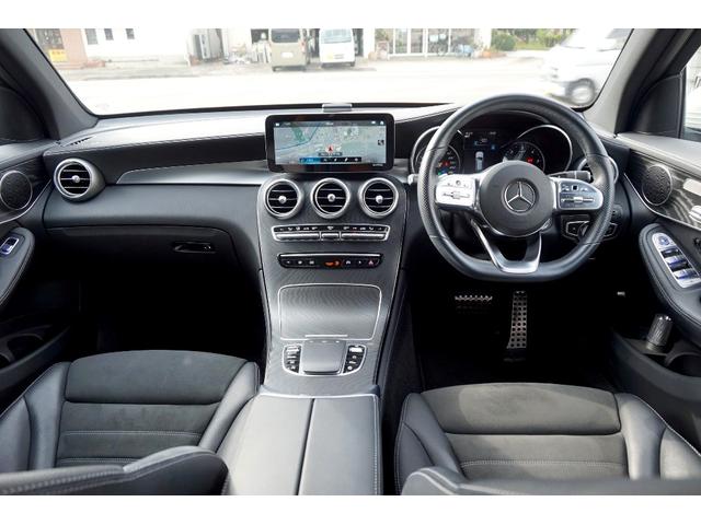 当社は厳選仕入れを常に心がけ、特別仕様車・限定モデルや、ドレスアップした唯一無二な車両などをコンセプトに展示販売させて頂いています。