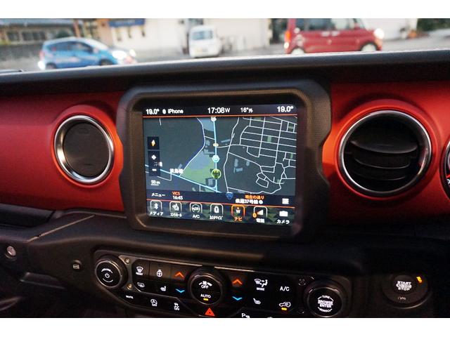 ジープ・ラングラーアンリミテッド ルビコン　スティングレー　純正ナビ＆フルセグＴＶ　バックカメラ　黒本革シート　ＬＥＤヘッドライト　アルパインスピーカー　純正アルミ＆ＢＦグッドリッチタイヤ　ＥＴＣ（12枚目）