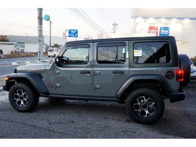 ジープ・ラングラーアンリミテッド ルビコン　スティングレー　純正ナビ＆フルセグＴＶ　バックカメラ　黒本革シート　ＬＥＤヘッドライト　アルパインスピーカー　純正アルミ＆ＢＦグッドリッチタイヤ　ＥＴＣ（16枚目）