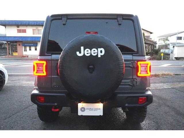 ジープ・ラングラーアンリミテッド ルビコン　スティングレー　純正ナビ＆フルセグＴＶ　バックカメラ　黒本革シート　ＬＥＤヘッドライト　アルパインスピーカー　純正アルミ＆ＢＦグッドリッチタイヤ　ＥＴＣ（23枚目）