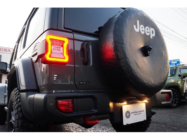 ジープ・ラングラーアンリミテッド ルビコン　スティングレー　純正ナビ＆フルセグＴＶ　バックカメラ　黒本革シート　ＬＥＤヘッドライト　アルパインスピーカー　純正アルミ＆ＢＦグッドリッチタイヤ　ＥＴＣ（24枚目）