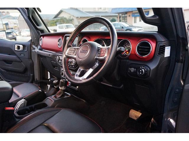 ジープ・ラングラーアンリミテッド ルビコン　スティングレー　純正ナビ＆フルセグＴＶ　バックカメラ　黒本革シート　ＬＥＤヘッドライト　アルパインスピーカー　純正アルミ＆ＢＦグッドリッチタイヤ　ＥＴＣ（26枚目）