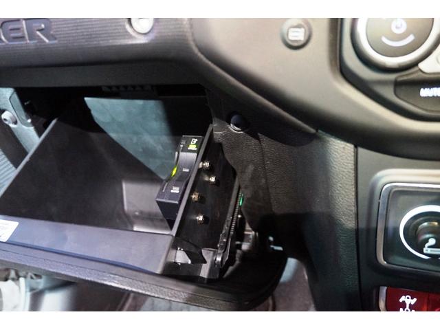 ジープ・ラングラーアンリミテッド ルビコン　スティングレー　純正ナビ＆フルセグＴＶ　バックカメラ　黒本革シート　ＬＥＤヘッドライト　アルパインスピーカー　純正アルミ＆ＢＦグッドリッチタイヤ　ＥＴＣ（33枚目）