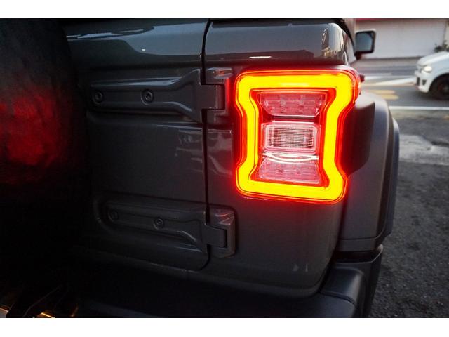 ジープ・ラングラーアンリミテッド ルビコン　スティングレー　純正ナビ＆フルセグＴＶ　バックカメラ　黒本革シート　ＬＥＤヘッドライト　アルパインスピーカー　純正アルミ＆ＢＦグッドリッチタイヤ　ＥＴＣ（43枚目）