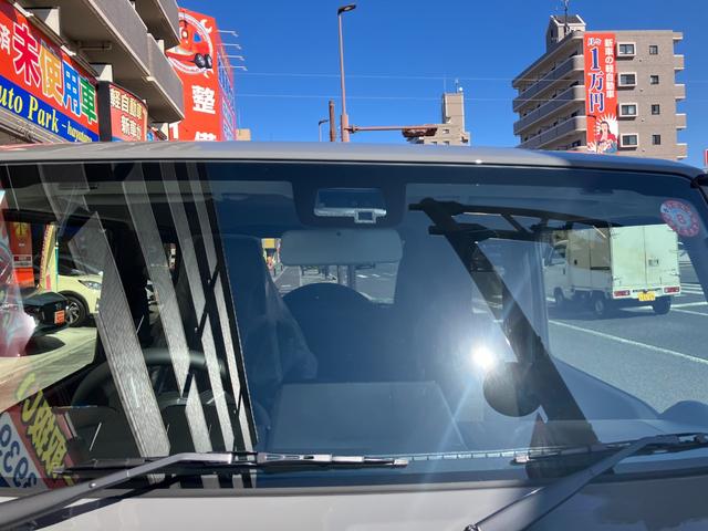 ジムニー XC 届出済み未使用車 純正8インチナビ16インチアルミホイール Bluetooth 横滑り防止装置 アイドリングストップ レーンキープアシスト シートヒーター ヒルディセントコントロール  LEDライト(12枚目)