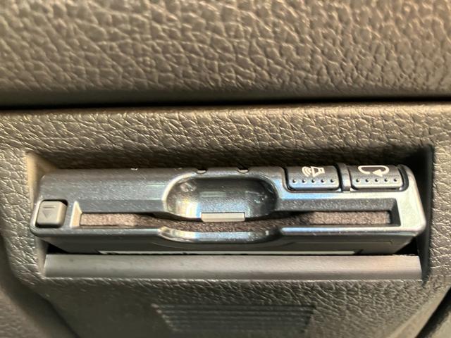 お得で便利なＥＴＣ装備！休日のお出かけやドライブも大変便利でお得です！又、お仕事での通勤時にもお得です！クレジットカードのポイントやマイルも貯まります！お得にお使い下さい！！