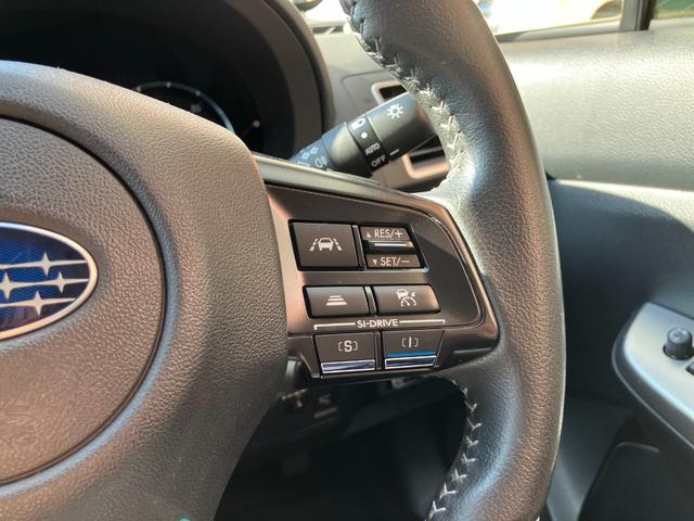 一定のスピードを自動で保ってくれるクルーズコントロール機能付き！高速道路でのロングドライブなどの疲労が違って来ます。非常に便利で役に立つ快適機能です！！