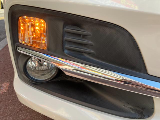 フォグライト　雨の日や霧が濃い時など路面が見えにくいですよね・・・。そんな時はフォグライトで視界確保！！安全運転に一役買います！！