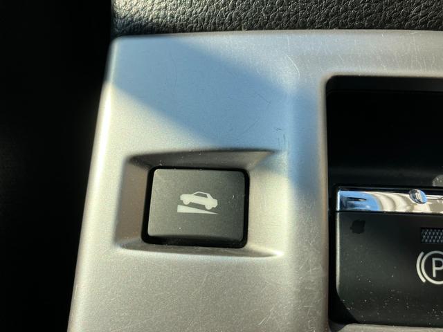 ヒルディセントコントロールついてます