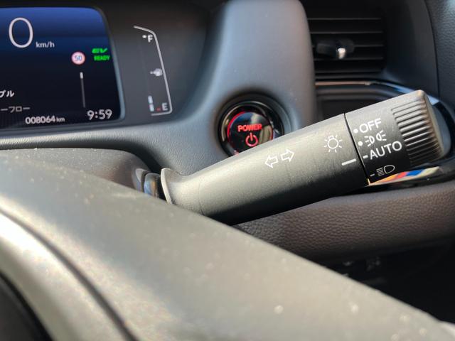 フィット e:HEVホーム 20周年特別仕様車 カーサ 純正9インチナビ 360度カメラ ETC 前後ドライブレコーダー Bluetooth接続 フルセグTV コーナーセンサー シートヒーター アダクティブクルーズコントロール 16インチアルミホイール(18枚目)