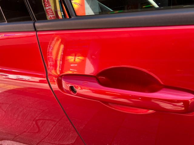 フィット e:HEVホーム 20周年特別仕様車 カーサ 純正9インチナビ 360度カメラ ETC 前後ドライブレコーダー Bluetooth接続 フルセグTV コーナーセンサー シートヒーター アダクティブクルーズコントロール 16インチアルミホイール(21枚目)