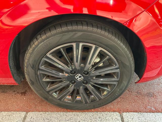 フィット e:HEVホーム 20周年特別仕様車 カーサ 純正9インチナビ 360度カメラ ETC 前後ドライブレコーダー Bluetooth接続 フルセグTV コーナーセンサー シートヒーター アダクティブクルーズコントロール 16インチアルミホイール(24枚目)