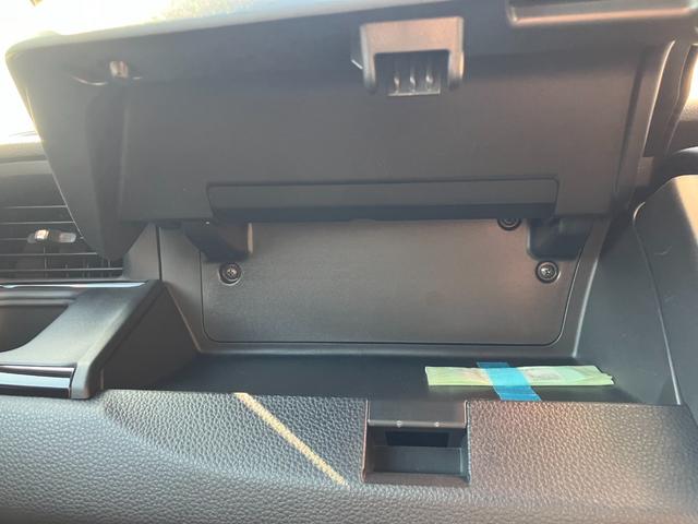 フィット e:HEVホーム 20周年特別仕様車 カーサ 純正9インチナビ 360度カメラ ETC 前後ドライブレコーダー Bluetooth接続 フルセグTV コーナーセンサー シートヒーター アダクティブクルーズコントロール 16インチアルミホイール(32枚目)