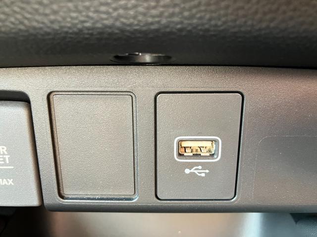 フィット e:HEVホーム 20周年特別仕様車 カーサ 純正9インチナビ 360度カメラ ETC 前後ドライブレコーダー Bluetooth接続 フルセグTV コーナーセンサー シートヒーター アダクティブクルーズコントロール 16インチアルミホイール(38枚目)