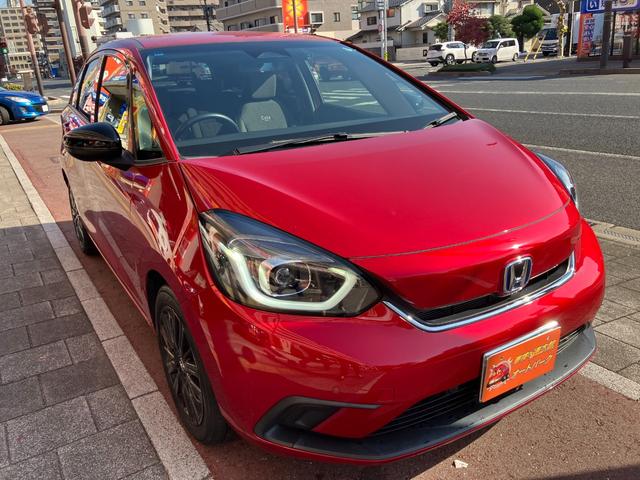 フィット e:HEVホーム 20周年特別仕様車 カーサ 純正9インチナビ 360度カメラ ETC 前後ドライブレコーダー Bluetooth接続 フルセグTV コーナーセンサー シートヒーター アダクティブクルーズコントロール 16インチアルミホイール(39枚目)