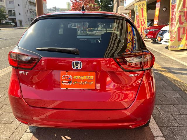 フィット e:HEVホーム 20周年特別仕様車 カーサ 純正9インチナビ 360度カメラ ETC 前後ドライブレコーダー Bluetooth接続 フルセグTV コーナーセンサー シートヒーター アダクティブクルーズコントロール 16インチアルミホイール(40枚目)