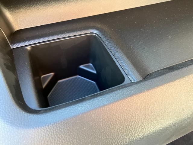 ワゴンＲカスタムＺ ハイブリッドＺＸ　ＵＰグレードパッケージ全方位カメラ　届出済み未使用車　全方位カメラパッケージ　ＬＥＤライト　コーナーセンサー　レーンキープアシスト　横滑り防止装置　アルミホイール　アダクティブクルーズコントロール（22枚目）