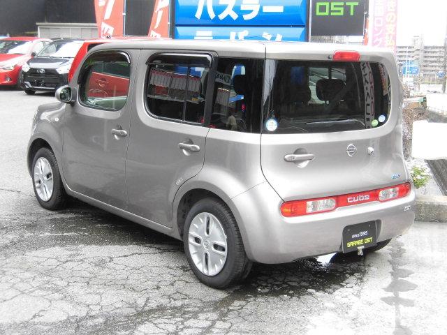 日産 キューブ