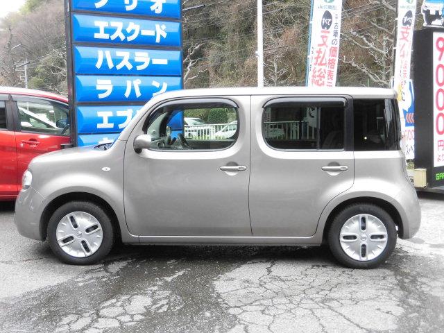 日産 キューブ