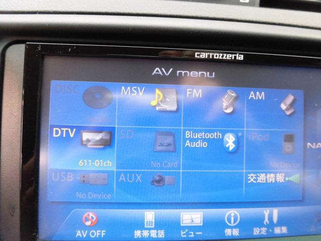 プレミアム　全国ロング保証付　中期モデル　地デジフルセグＴＶナビ　バックカメラ　Ｂｌｕｅｔｏｏｔｈ　ＤＶＤ再生　クルーズコントロール　シートヒーター　電動シート　スマートキー　ＨＩＤヘッドライト　禁煙車(17枚目)