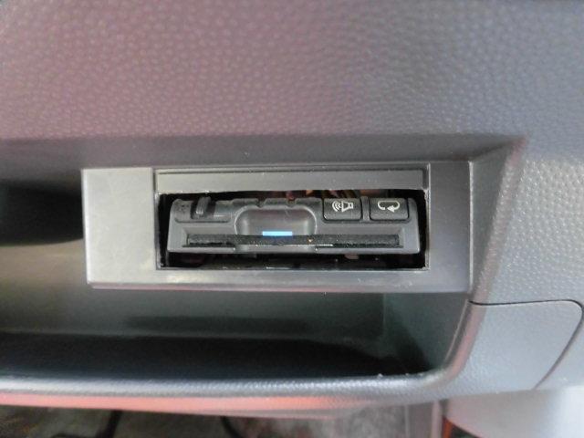 アルトラパン Ｔ　後期モデル　ターボ　純正オーディオ　ＣＤ　ドライブレコーダー　オートエアコン　光軸調整機能　電動格納ミラー　ＥＴＣ　スマートキー　プッシュスタート　１４インチ純正アルミホイール　禁煙車（21枚目）