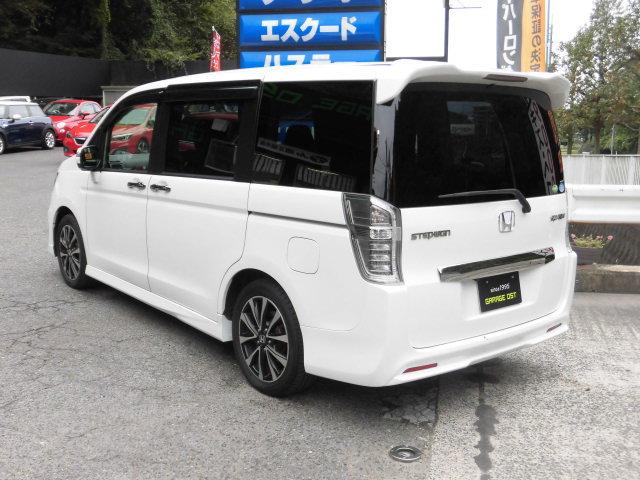 ステップワゴンスパーダ Z クールスピリット 全国ロング保証付 後期モデル 両側電動スライドドア 純正9インチナビ バックカメラ  Bluetooth フルセグTV ETC フリップダウンモニター オートライト ハーフレザーシート 禁煙車(3枚目)