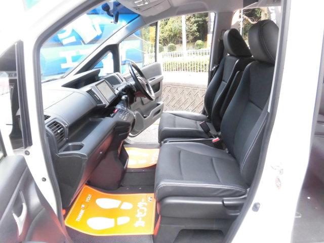 ステップワゴンスパーダ Z クールスピリット 全国ロング保証付 後期モデル 両側電動スライドドア 純正9インチナビ バックカメラ  Bluetooth フルセグTV ETC フリップダウンモニター オートライト ハーフレザーシート 禁煙車(9枚目)