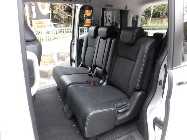 ステップワゴンスパーダ Z クールスピリット 全国ロング保証付 後期モデル 両側電動スライドドア 純正9インチナビ バックカメラ  Bluetooth フルセグTV ETC フリップダウンモニター オートライト ハーフレザーシート 禁煙車(11枚目)