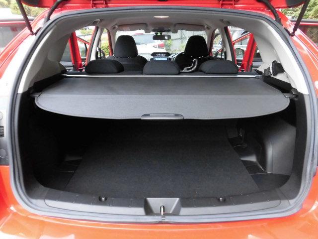 インプレッサスポーツ ２．０ｉ－Ｓアイサイト　４ＷＤ　全国ロング保証付　衝突被害軽減システム　純正８インチナビ　フルセグＴＶ　バックカメラ　Ｂｌｕｅｔｏｏｔｈ　アダプティブクルーズコントロール　電動シート　ＳＩドライブ　ＥＴＣ　禁煙車（13枚目）