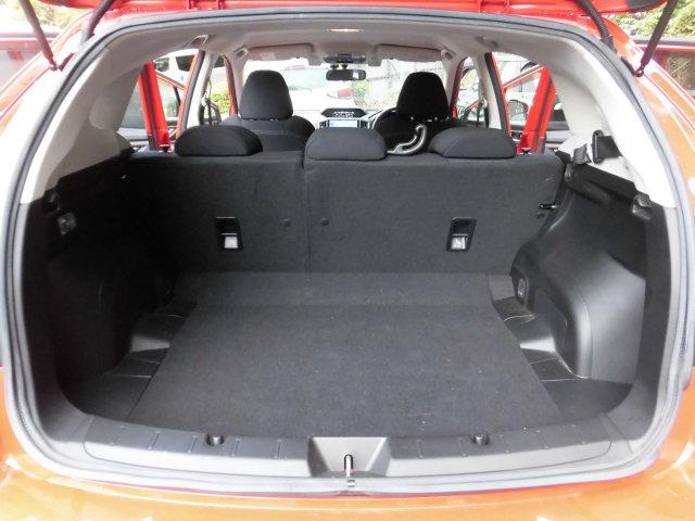 インプレッサスポーツ ２．０ｉ－Ｓアイサイト　４ＷＤ　全国ロング保証付　衝突被害軽減システム　純正８インチナビ　フルセグＴＶ　バックカメラ　Ｂｌｕｅｔｏｏｔｈ　アダプティブクルーズコントロール　電動シート　ＳＩドライブ　ＥＴＣ　禁煙車（14枚目）